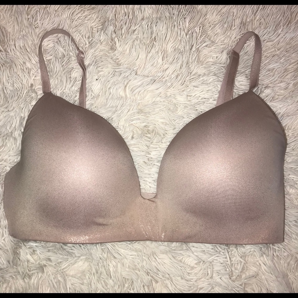 Victoria's secret bra.
